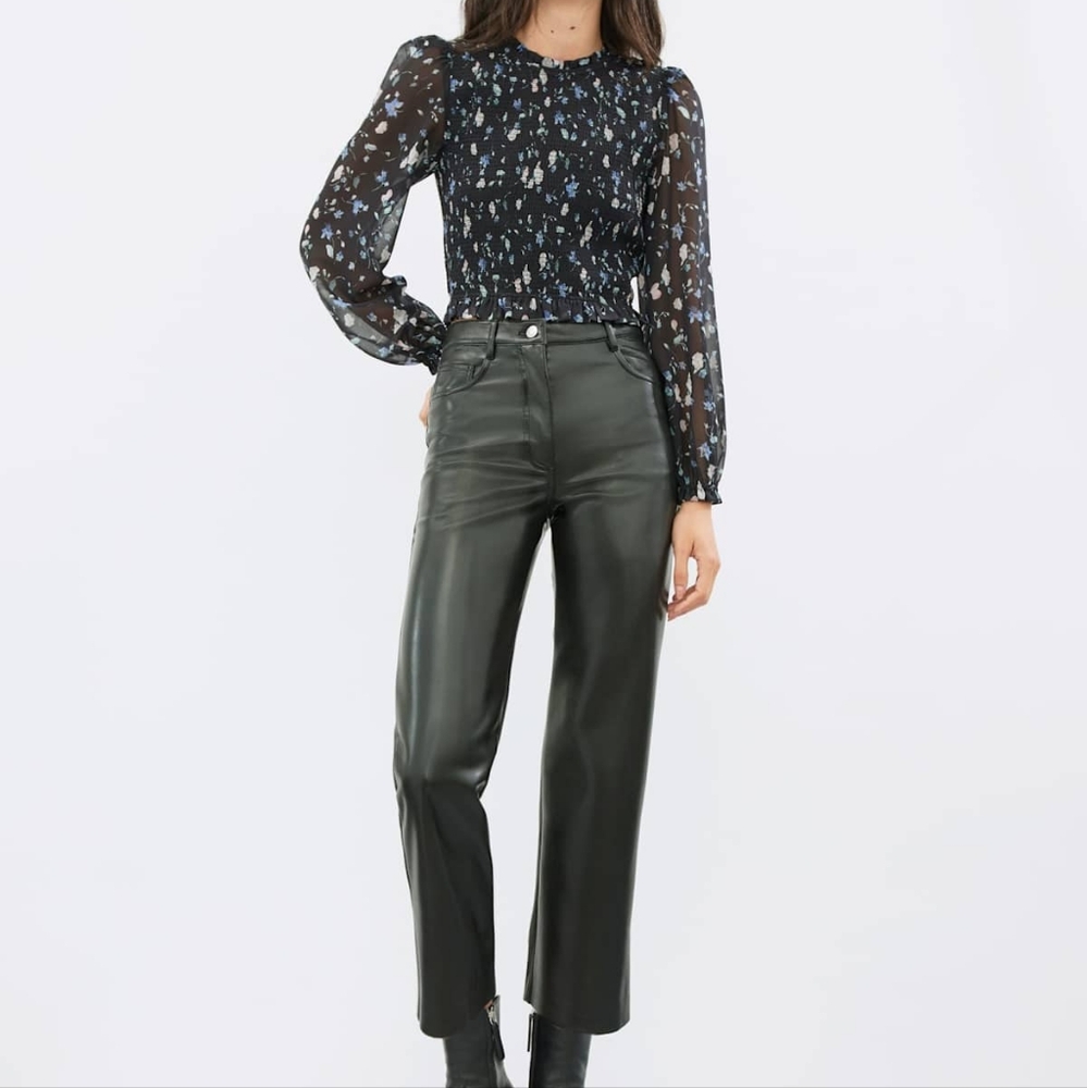 NWT Aritzia Melinda Vegan Leather Crop Pants